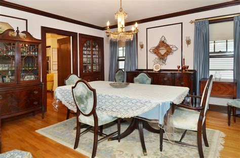 It's an easy fix and fun way to update our 1950's bathroom. Formal dining room with built-in China Cabinet, hardwood ...