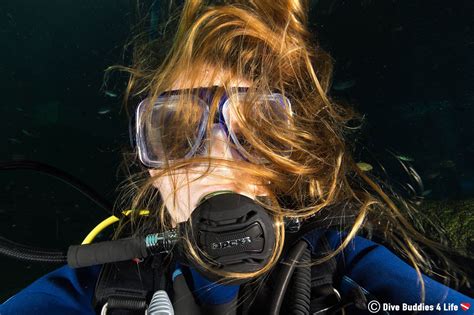 Dealing With Long Hair When Diving Dive Buddies 4 Life
