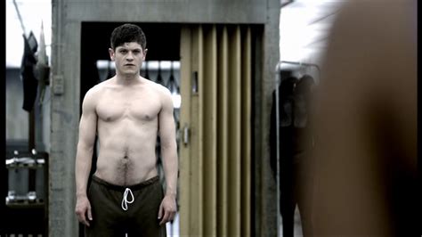 The Stars Come Out To Play Iwan Rheon Shirtless Naked In Misfits