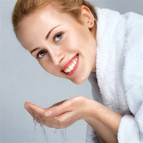 Young Woman Washing Face Stock Image Image Of Hygiene 50266177