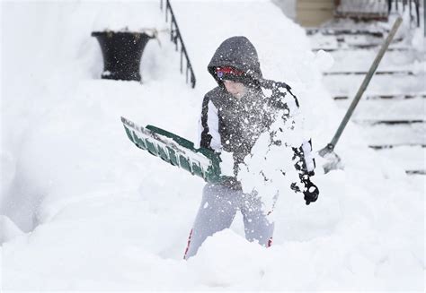 Photos From Blizzard Blasts Buffalo New York In Deadliest Storm In Decades