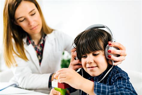 Audiologists And Hearing Aid Specialists Whats The Difference