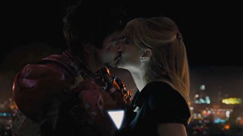 Tony Stark Pepper Potts Kissing Scene Youtube