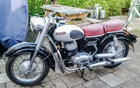 There was also an executive committee of five ephors (ephoroi) chosen by lot from the citizen body, able only to serve for a maximum of one year and who were ineligible for future office. BMW R50-5 en Sparta 250cc… bewondering | Oldtimers in Auto ...