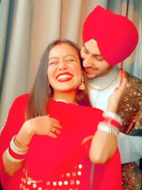 Neha Kakkar And Rohanpreet Singhs Karwa Chauth 2020 Pictures Are Giving Couple Goals