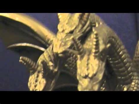 The 3rd installment in the 2nd godzilla series involves three people from the 23rd century travel back in time to the late 20th century to warn japan of its terrible fate. Godzilla vs. King Ghidorah vs. King Kong - YouTube