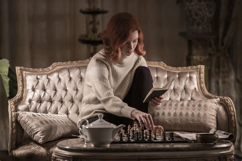 ‘the Queens Gambit Review Netflix Anya Taylor Joy Dominates Chess