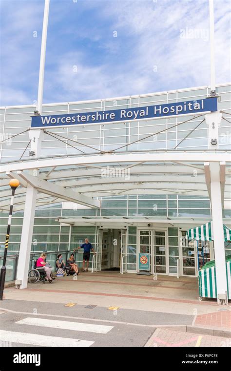 Worcester Hospital High Resolution Stock Photography And Images Alamy