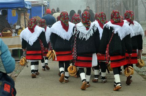 Sărbătorile De Iarnă Frumoasele Tradiţii şi Obiceiuri Româneşti