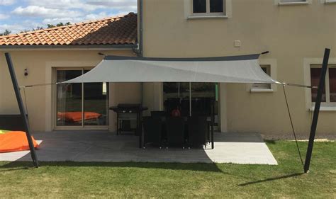 A sunbrella shade sail must be hung with an 18 to 20 degree slope, for water runoff. Australe 340 roller shade sail