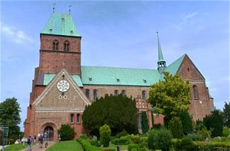 Eine lokale besonderheit sind die (traditionell in. Quermania - Ratzeburger Dom - Schleswig-Holstein - Urlaub ...
