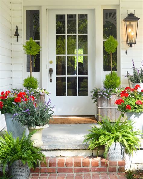 Easy And Beautiful Container Garden Ideas For Your Porch