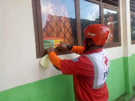 We did not find results for: Beban Moral Jika tak Tanggapi Pemintaan Semprot ...