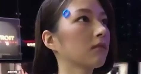 Woman Or Machine You Wont Know What To Believe With This Terrifyingly Lifelike Android