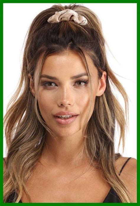 Aesthetic Hairstyles For Medium Hair New Trend Alert Butterfly Clips