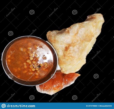 Pakistan Food Breakfast Poori Halwa Famous Nashta Indian Stock Photo