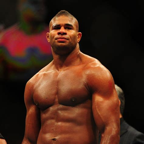 5 Fighters Poised To Make A Run In The Ufcs Heavyweight Division
