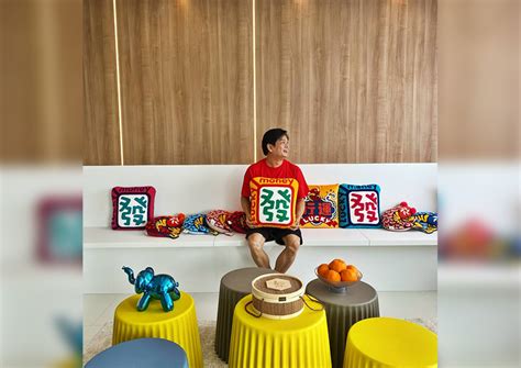 Dennis chong kheng chew was born on august 15, 1973 in singapore as chong kheng chew. Dennis Chew moves into his new HDB maisonette home just in ...