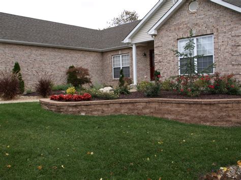 There are various situations where a retaining wall might be a good idea in your landscape design. Block Retaining Walls - Landscaping St. Louis, Landscape ...
