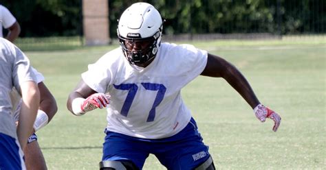 De jack sawyer, wr emeka egbuka, ol donovan jackson. Commitment analysis: New Ohio State 2021 pledge Donovan Jackson