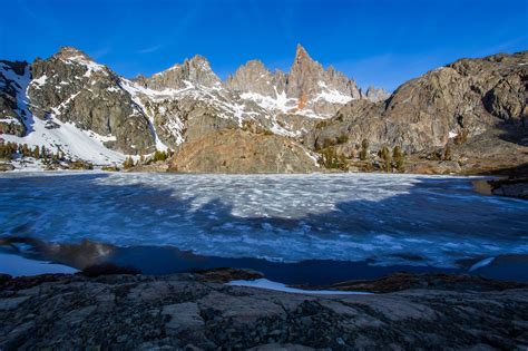 Frozen Minaret Lake Lake Sierra Nevada Natural Landmarks