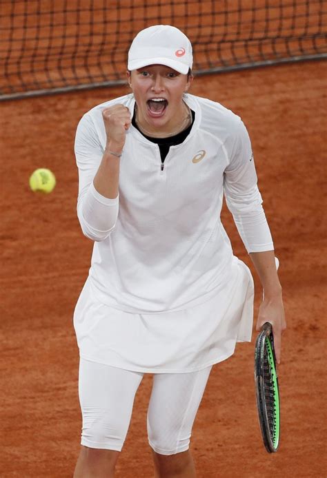 Iga swiatek just made history as the first polish tennis player, male or female, to win a grand slam title. Iga Świątek wygrała zakład z trenerem. Co czeka Piotra ...