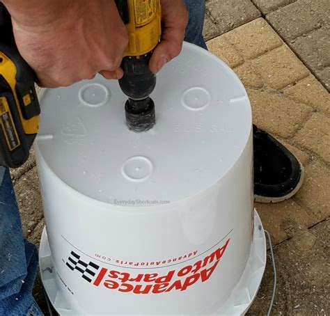 I started by tracing the pot on the bottom of my broken bucket. How to Grow Tomatoes in 5 Gallon Buckets - Everyday Shortcuts