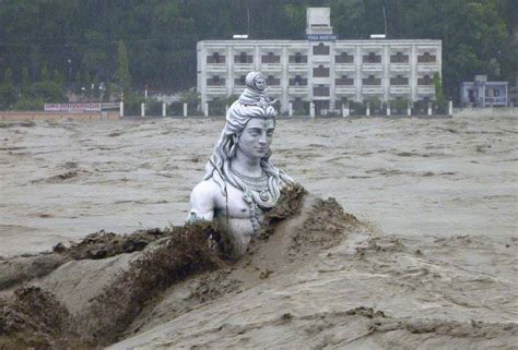 North India Floods Over 60000 Pligrims Stranded Amid Heavy Rain And