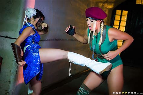 Sex Fighter Chun Li Vs Cammy XXX Parody With Christen Courtney