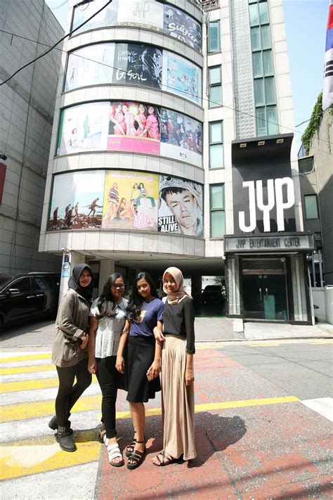 JYP Entertainment - Seoul, South Korea / Summer, 2016 | Seoul, South