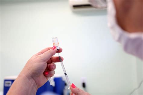 A vacina para abastecimento ao mercado mundial será produzida pelos parceiros internacionais do rdif na índia, brasil, china, coreia do sul e outros países. Joinville recebe mais 4.010 doses da vacina contra Covid-19