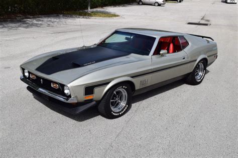 1971 Ford Mustang Research Center