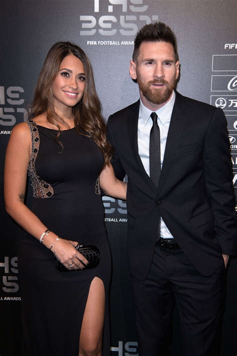 Antonella Roccuzzo And Lionel Messi At Best Fifa Football Awards In