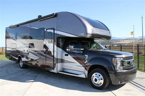 Super C Rvs Are Awesome And Heres Why Rv Campers For Sale