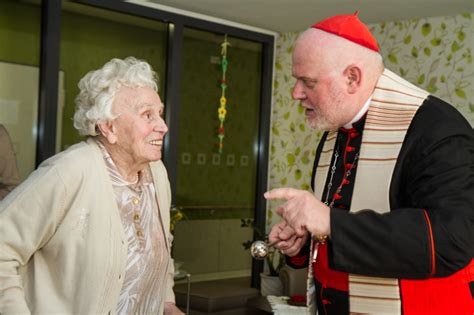 Der münchner kardinal marx hat den papst darum gebeten, ihn von seinem bischofsamt zu entbinden. Kardinal Marx weiht das neue Haus Maria ein › Haus Maria