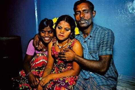 These Candid Photos Capture The Lives And Times Of Mumbais Sex Workers In The ‘80s