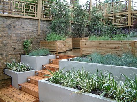 Do you plant many different things in your garden? 37 best 2-levels backyard images on Pinterest ...