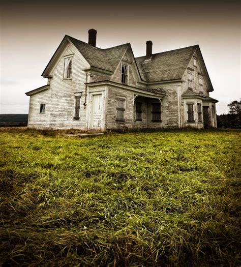 Best Old Farmhouse Stock Photos Pictures And Royalty Free