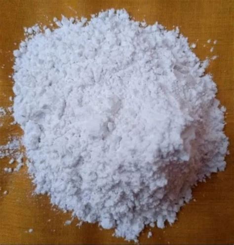 200 Mesh Quartz White Powder Packaging Type Bag Grade Super Semi At