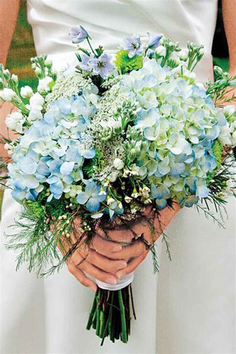 Blue Hydrenga Wedding Bouquets Stunning Blue Hydrangea Peach Roses