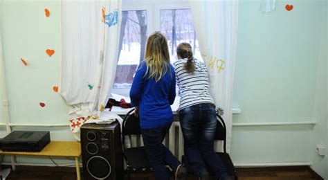 In Russia Spate Of Teenage Suicides Causes Alarm The New York Times