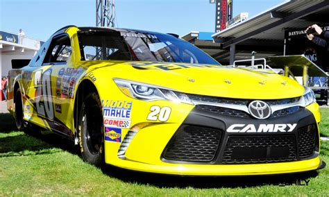 2015 Toyota Camry NASCAR of Matt Kenseth #20 Dollar General
