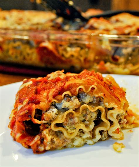 Italian Sausage Pesto Lasagna Rolls Neighborfood