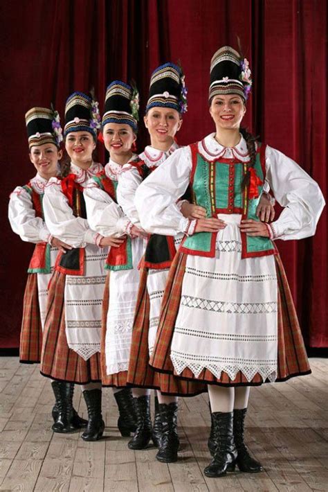 Polish Folk Costumes Polskie Stroje Ludowe Traditional Dance