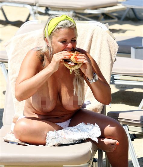 Kerry Katona Sunbathes Topless And Tucks Into A Burger And Milkshake After Saying She S Happy