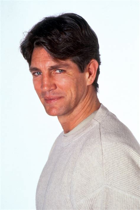 Eric Roberts