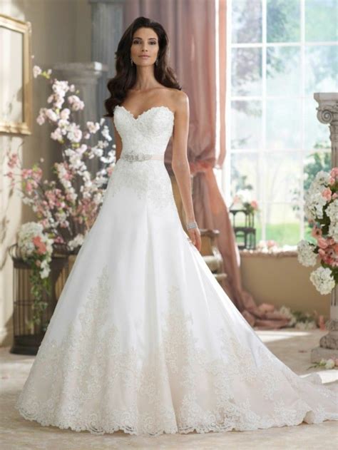 Unsere mission ist es dir während der hochzeitsvorbereitung zur seite zu. 65 wunderschöne Designer Brautkleider! - Archzine.net