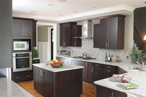 We use real kitchen cabinet information. Kitchens, Baths, and Plumbing: Chief Executive Cabinetry ...