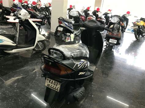 Include scooters from scooter dealers. Honda Dio Std refurbished scooter at best price | CredR