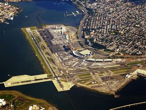 Laguardia Airport On Flushing Bay Queens New York 5184×3888